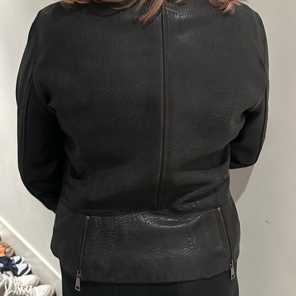 Ted baker leather jacket in size 4 - Picture 4 of 7